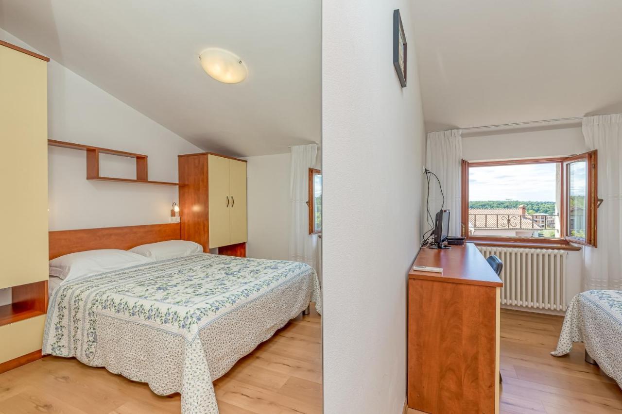 La Quiete B&B โลเวร็ตชิกา ภายนอก รูปภาพ